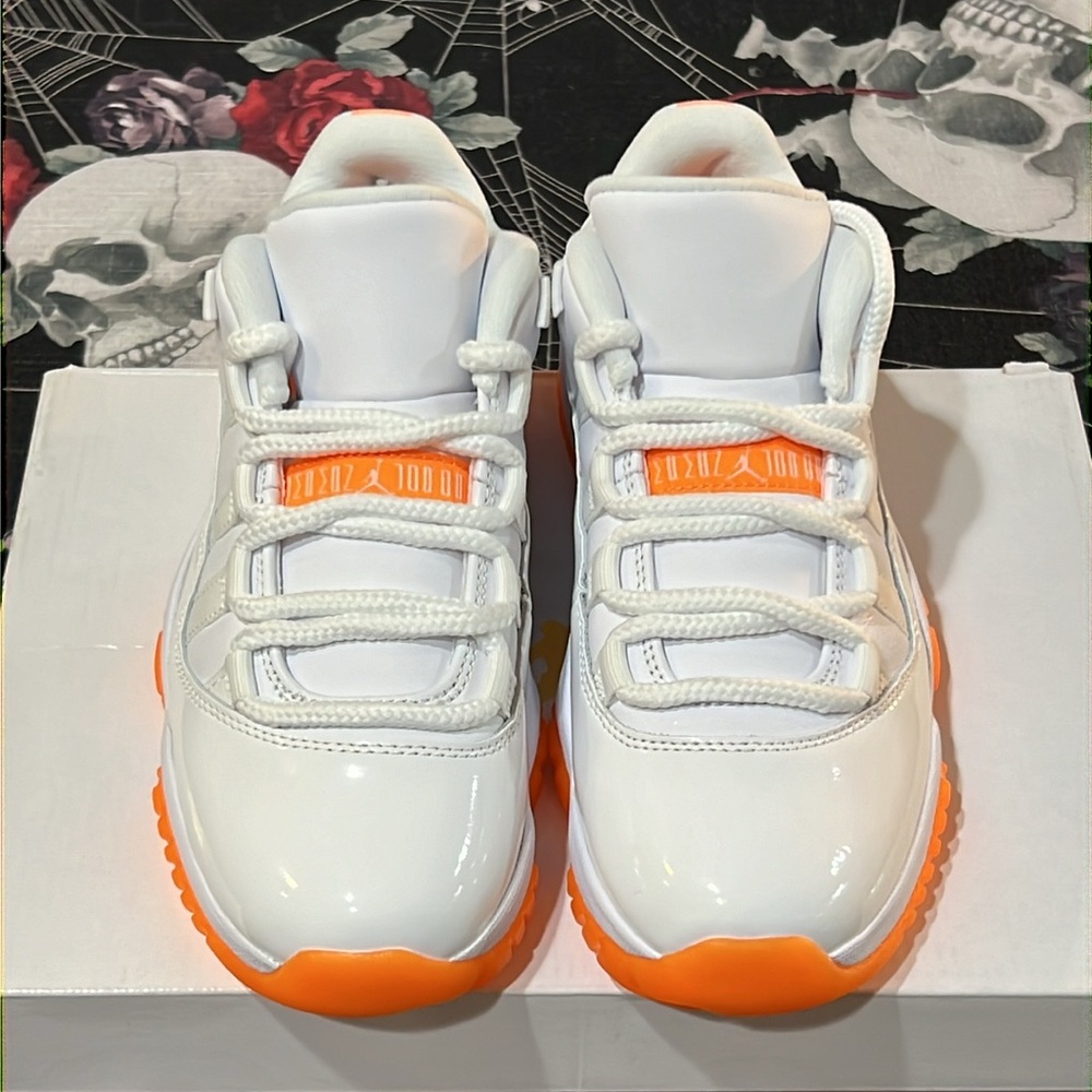 DS 2021 NIKE AIR JORDAN 11 XI RETRO LOW WHITE/BRIGHT CITRUS WOMENS SZ 5 3.5Y NWT - Picture 2 of 12